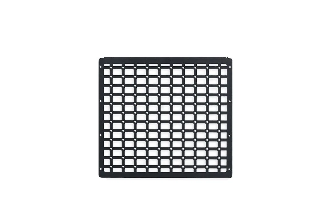AC11046NA01 – A.DESERT DES Molle Cargo Panel, Center Bolt-On Cardinal Primer With Cardinal Hammer Topcoat